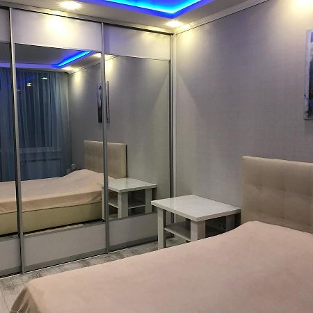 Luxe Apartment On Drahomanova Киев Экстерьер фото