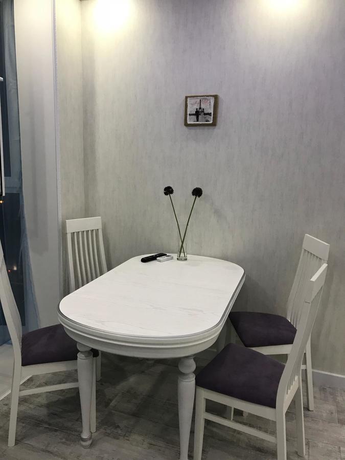 Luxe Apartment On Drahomanova Киев Экстерьер фото